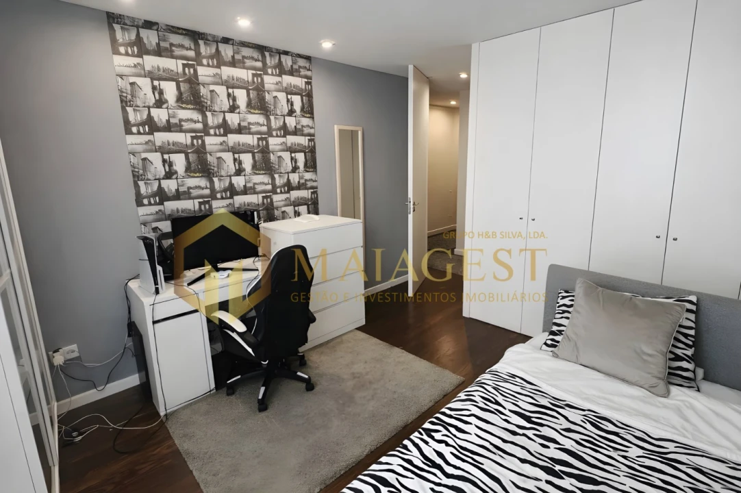 Apartamento T3 para Arrendamento em Canidelo Foto 11