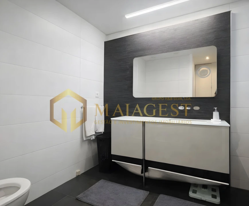 Apartamento T3 para Arrendamento em Canidelo Foto 12