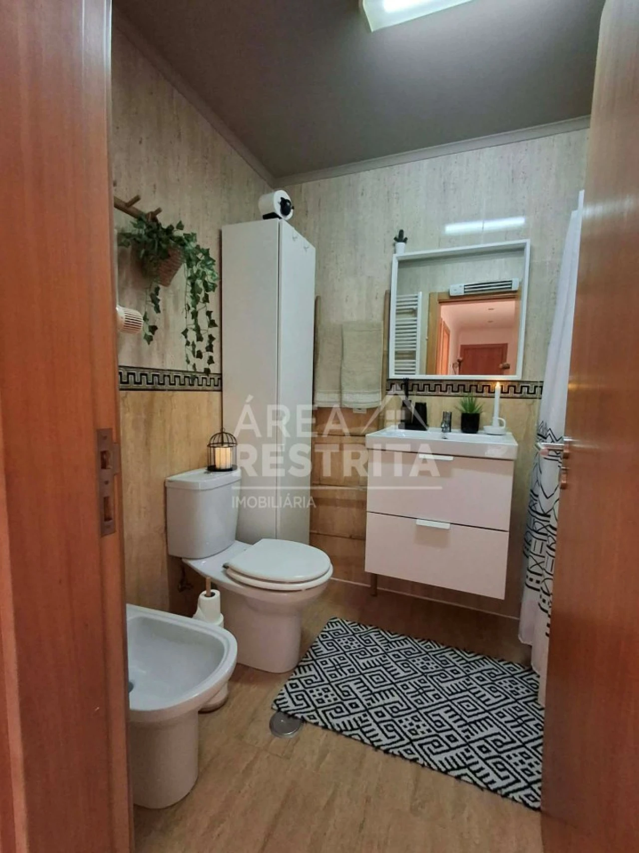 Apartamento T2 para Venda em Barreiro e Lavradio Foto 13