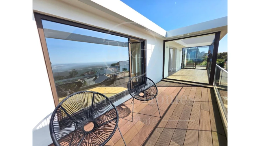 Moradia T3 para Venda em Alcabideche Foto 39