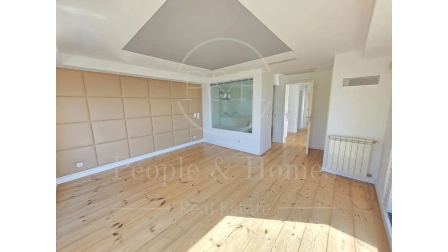 Moradia T3 para Venda em Alcabideche Foto 34