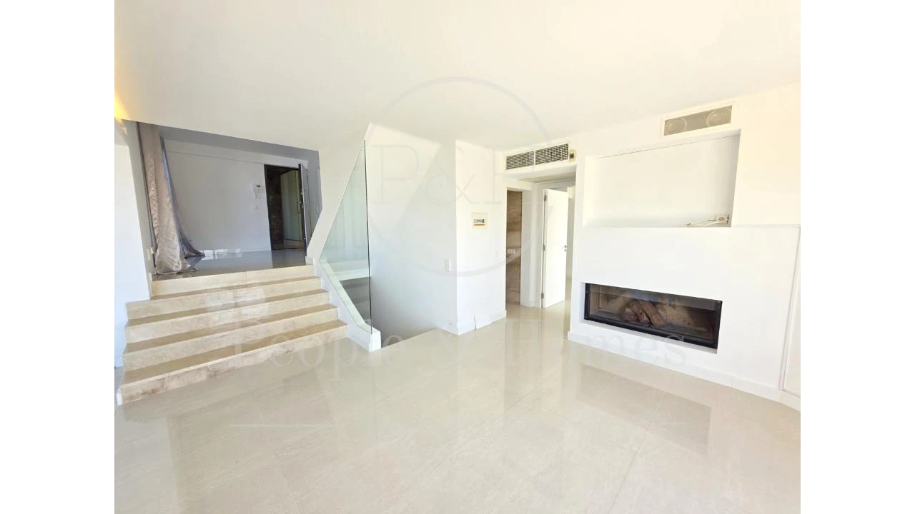 Moradia T3 para Venda em Alcabideche Foto 10