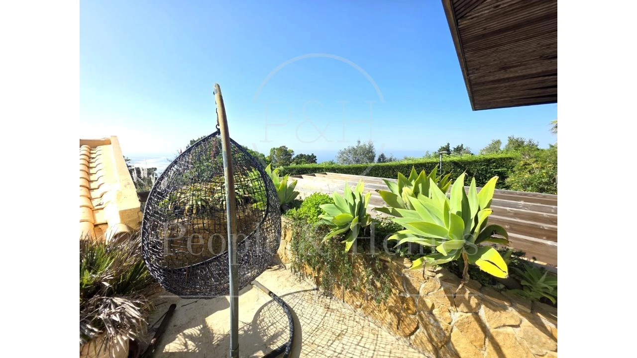 Moradia T3 para Venda em Alcabideche Foto 15