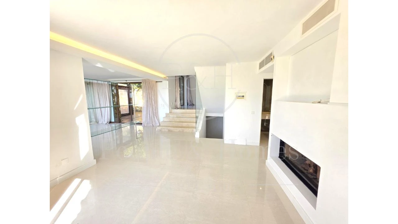 Moradia T3 para Venda em Alcabideche Foto 12