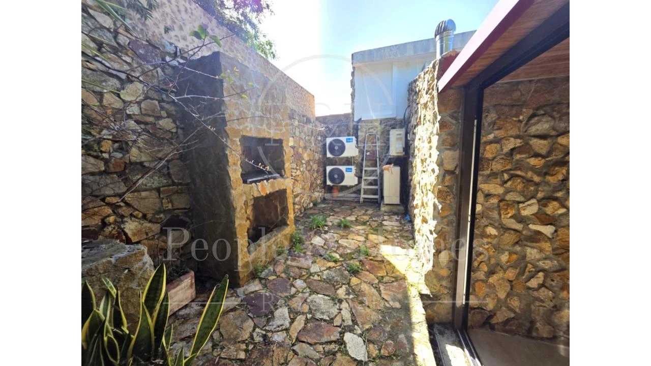 Moradia T3 para Venda em Alcabideche Foto 22