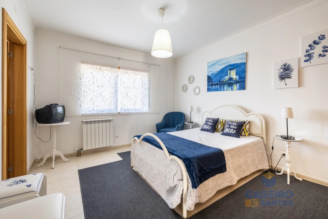 Moradia T4 para Venda em São Martinho do Porto Foto 27