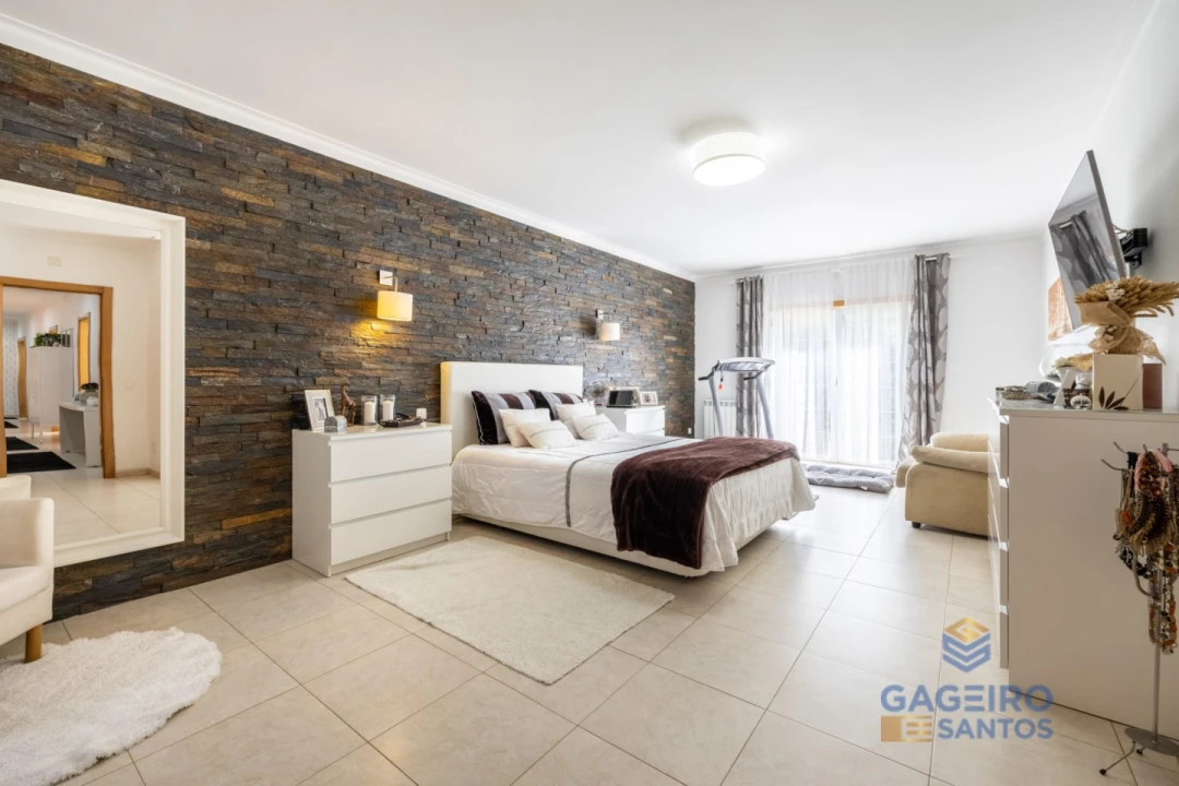 Moradia T4 para Venda em São Martinho do Porto Foto 9