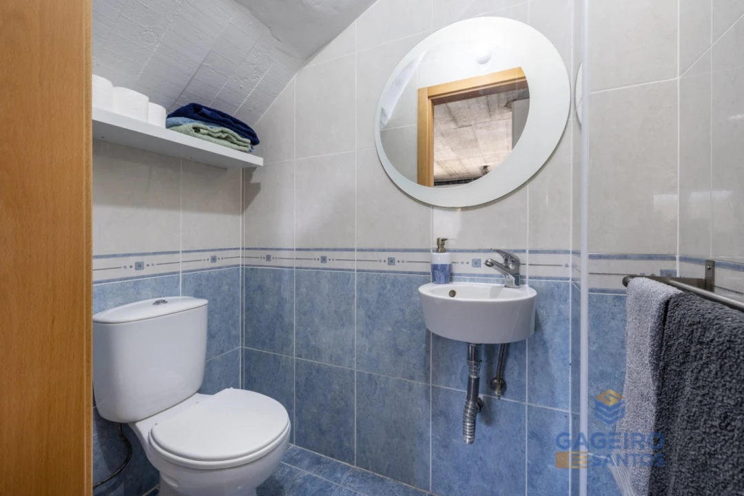 Moradia T4 para Venda em São Martinho do Porto Foto 57