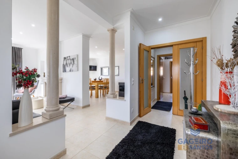 Moradia T4 para Venda em São Martinho do Porto Foto 5