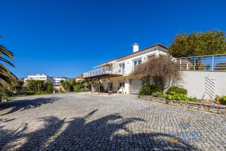 Moradia T4 para Venda em São Martinho do Porto Foto 47