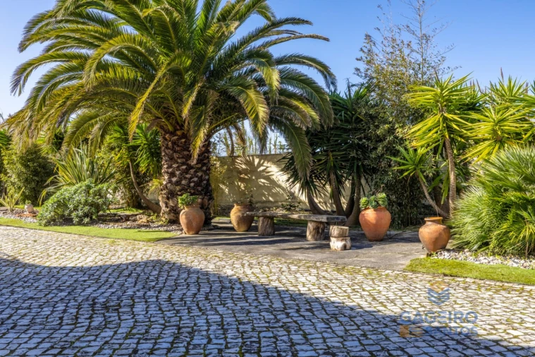 Moradia T4 para Venda em São Martinho do Porto Foto 51