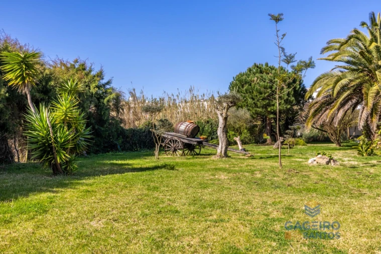 Moradia T4 para Venda em São Martinho do Porto Foto 53