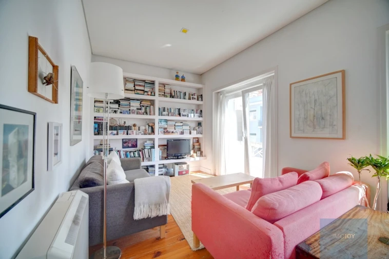 Apartamento T3 para Venda em Algés, Linda-A-Velha e Cruz Quebrada-Dafundo Foto 2