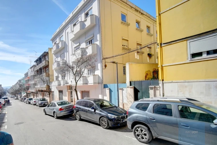 Apartamento T3 para Venda em Algés, Linda-A-Velha e Cruz Quebrada-Dafundo Foto 32