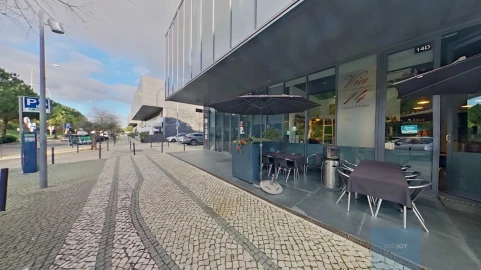 Loja para Cedência de Quotas em Parque das Nações