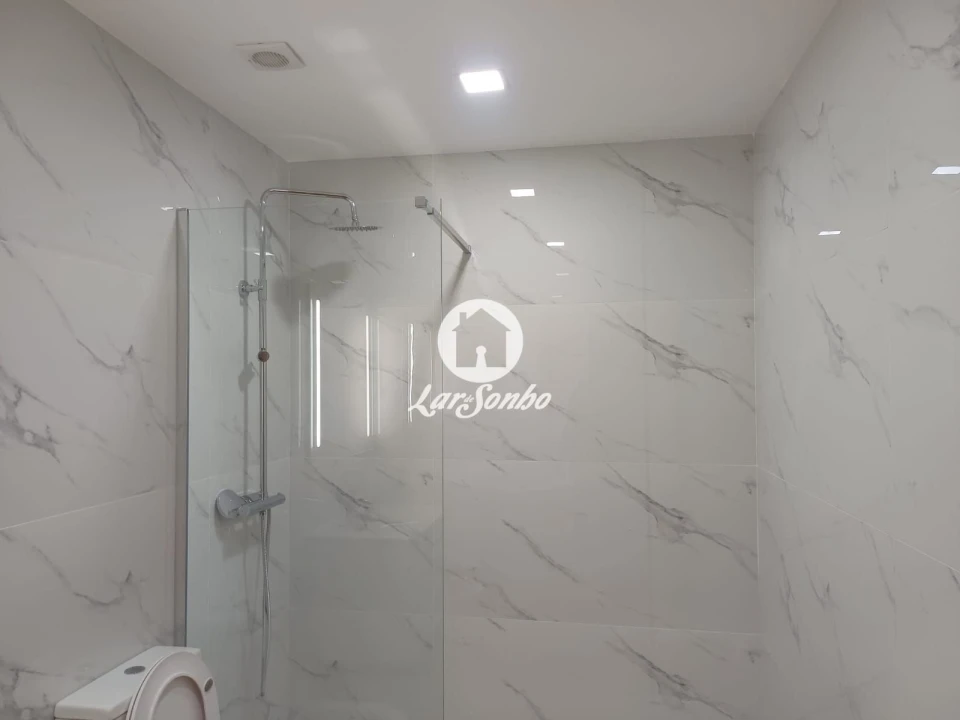 Apartamento T2 para Venda em Durrães e Tregosa Foto 11