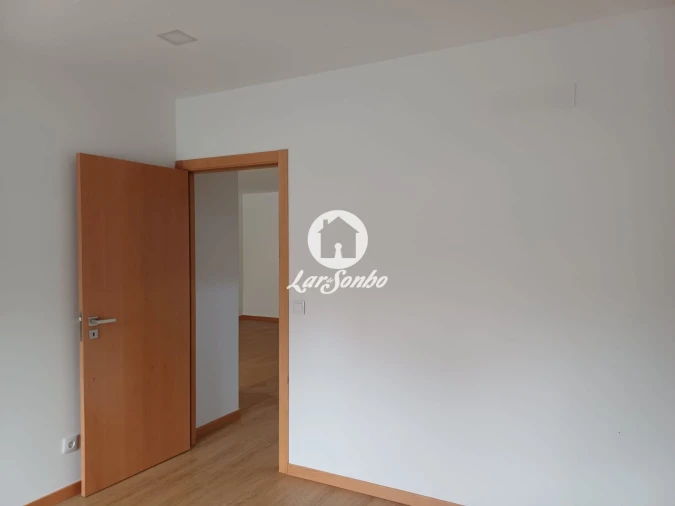 Apartamento T2 para Venda em Durrães e Tregosa Foto 13