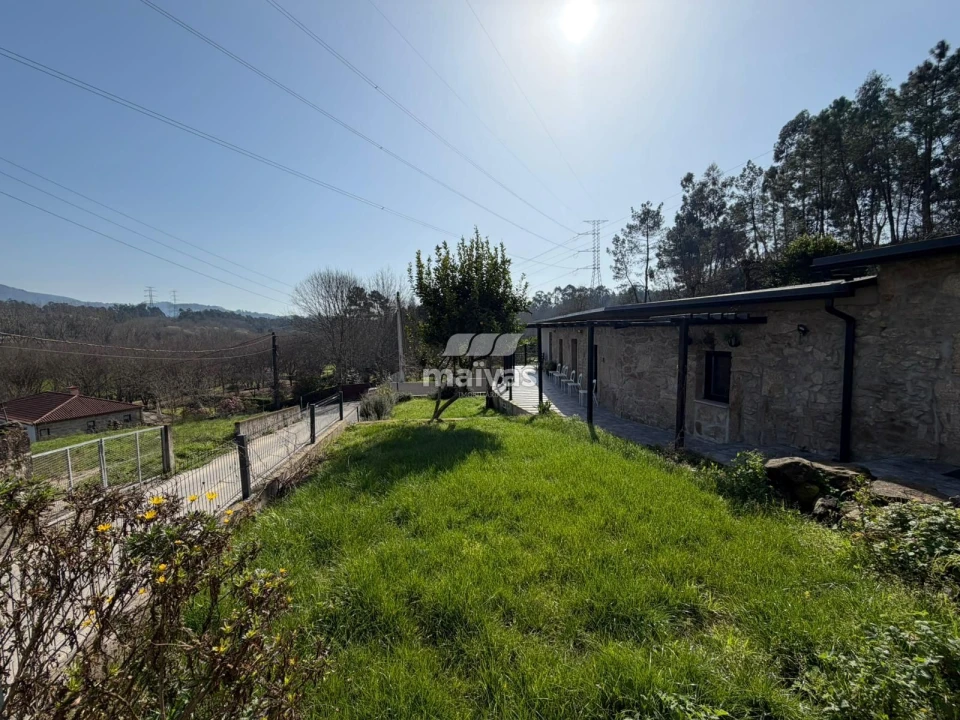 Moradia T3 para Venda em Sabariz Foto 14