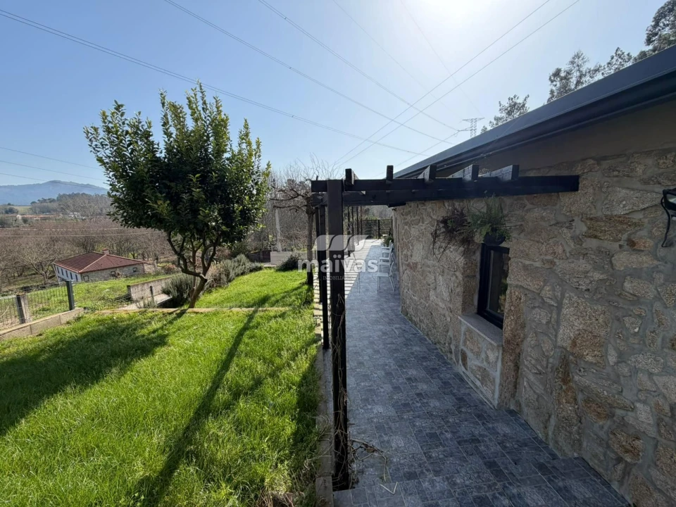 Moradia T3 para Venda em Sabariz Foto 15