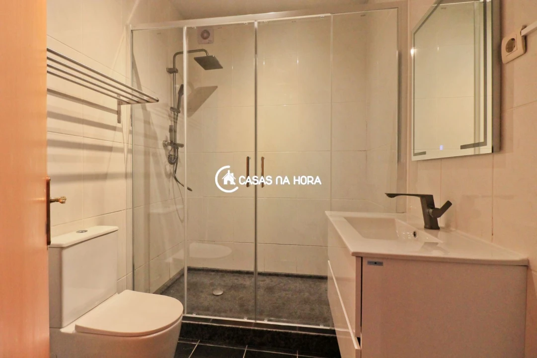 Apartamento T4 para Arrendamento em Matosinhos e Leça da Palmeira Foto 10