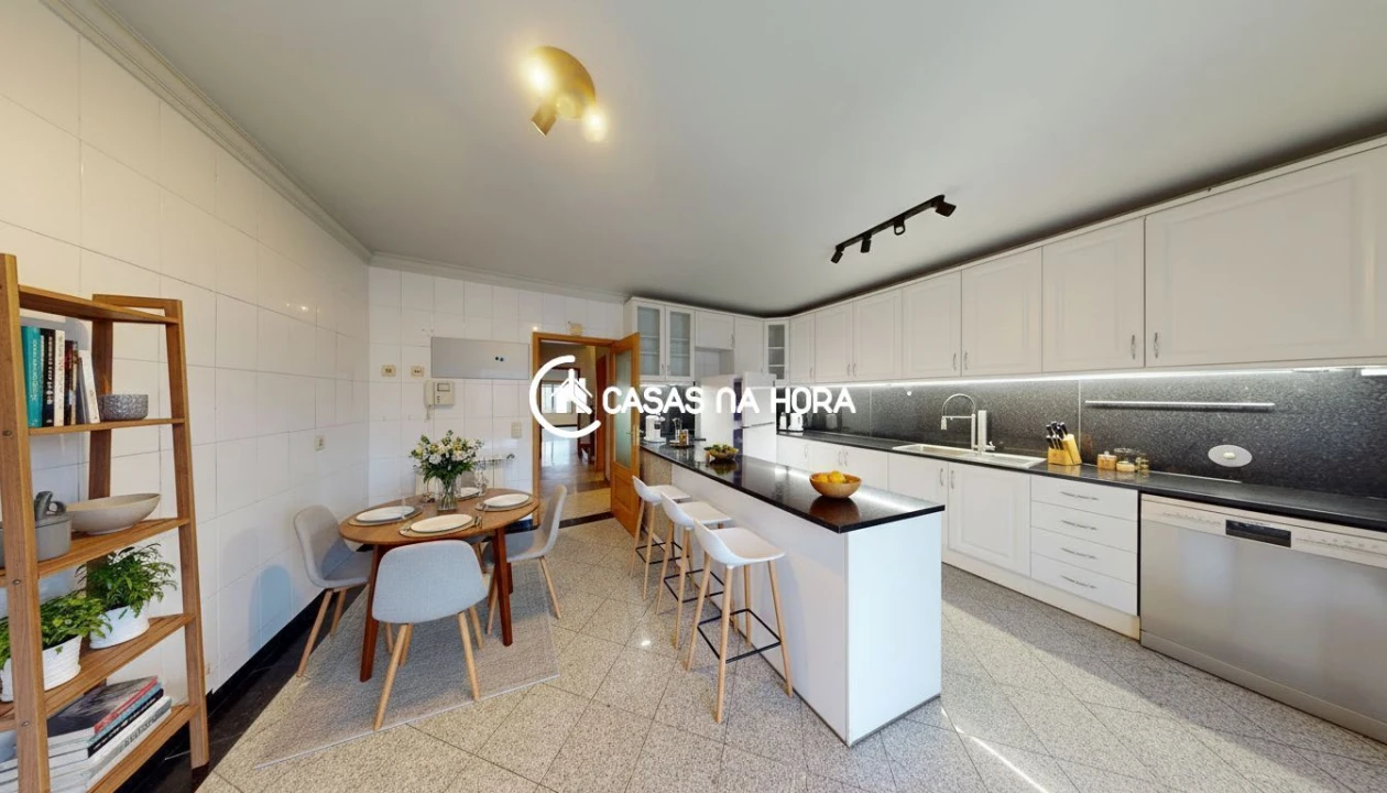 Apartamento T4 para Arrendamento em Matosinhos e Leça da Palmeira Foto 11