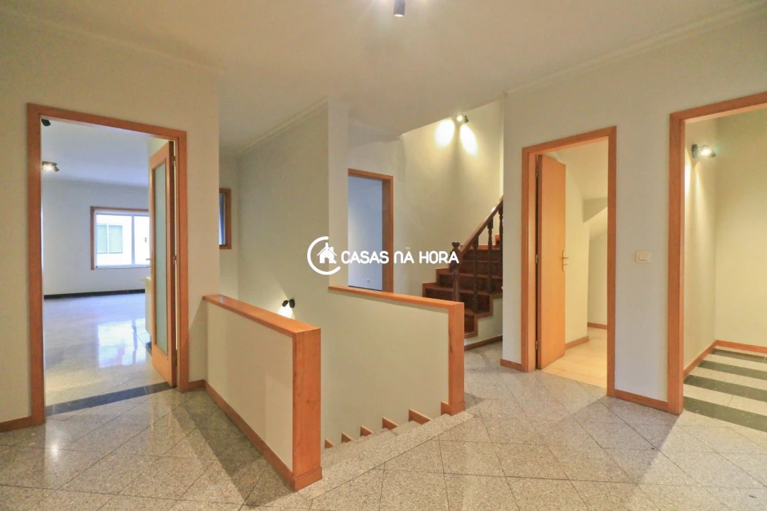 Apartamento T4 para Arrendamento em Matosinhos e Leça da Palmeira Foto 14