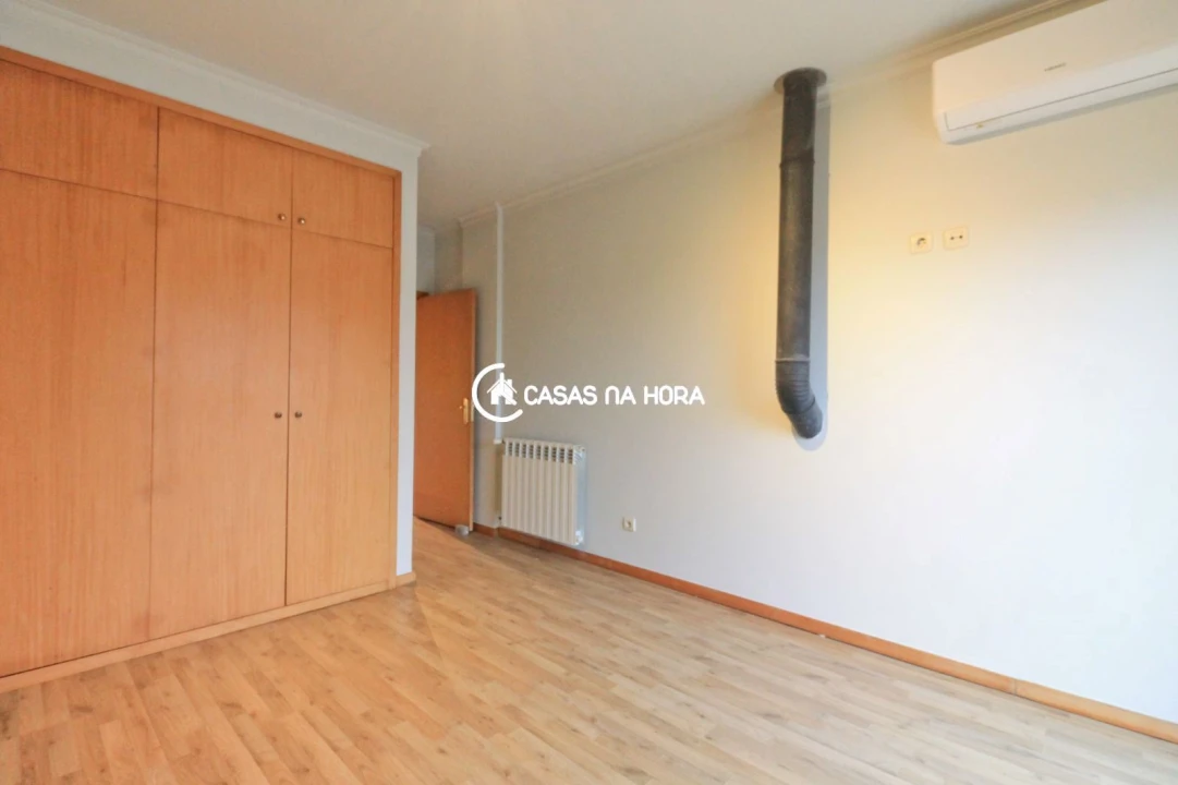 Apartamento T4 para Arrendamento em Matosinhos e Leça da Palmeira Foto 18