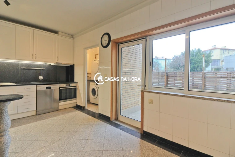 Moradia T4 para Arrendamento em Matosinhos e Leça da Palmeira Foto 19