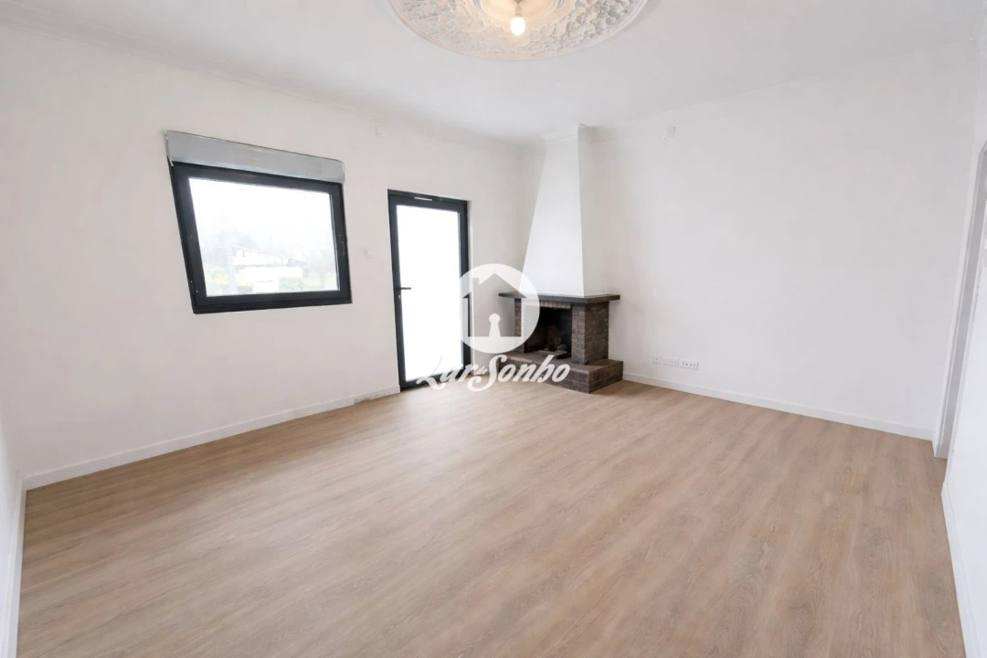 Apartamento T3 para Venda em Balugães Foto 2