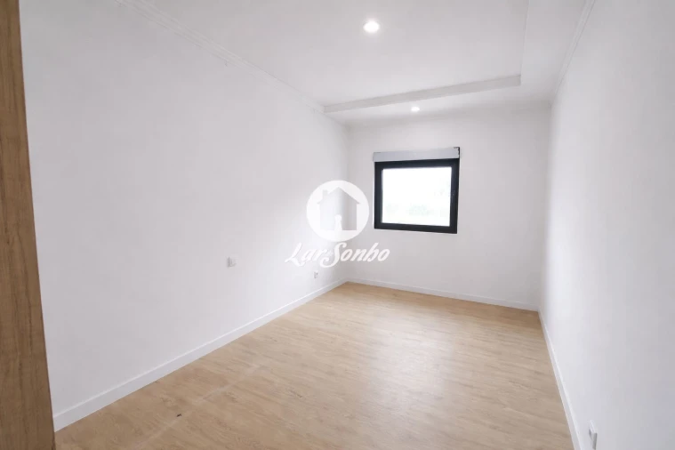 Apartamento T3 para Venda em Balugães Foto 23