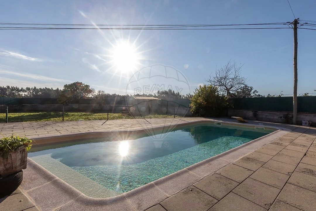 Moradia T6 para Venda em Covões e Camarneira Foto 4