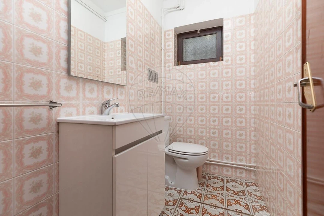 Moradia T6 para Venda em Covões e Camarneira Foto 16