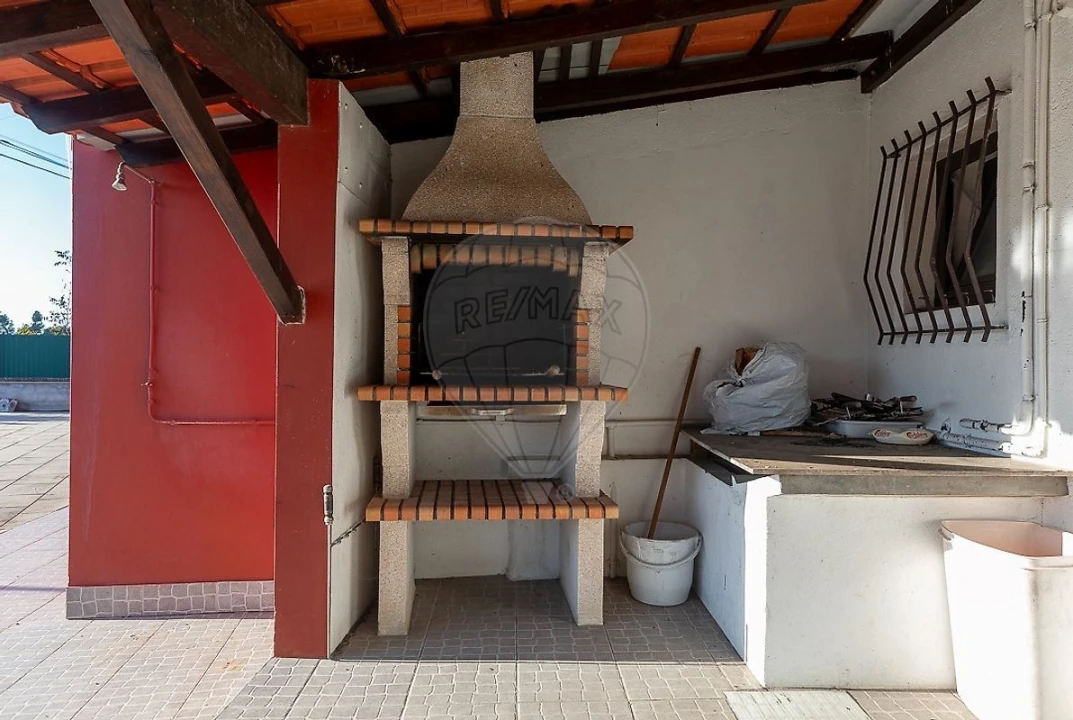 Moradia T6 para Venda em Covões e Camarneira Foto 29