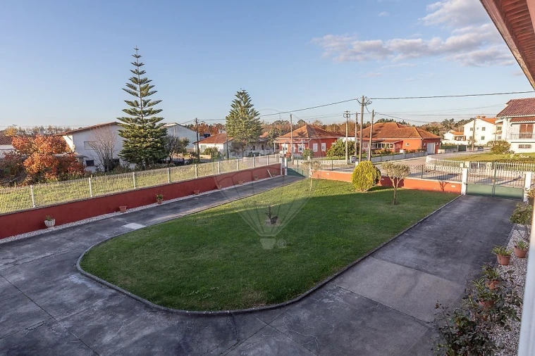 Moradia T6 para Venda em Covões e Camarneira Foto 7