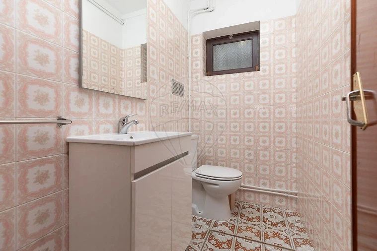 Moradia T6 para Venda em Covões e Camarneira Foto 16