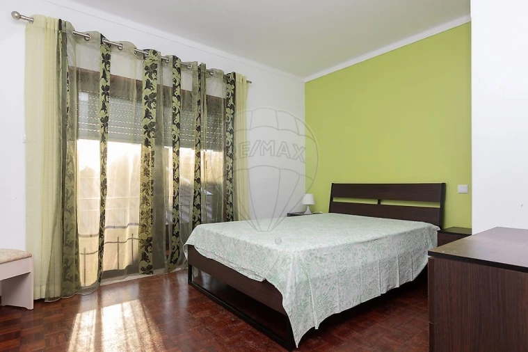 Moradia T6 para Venda em Covões e Camarneira Foto 17