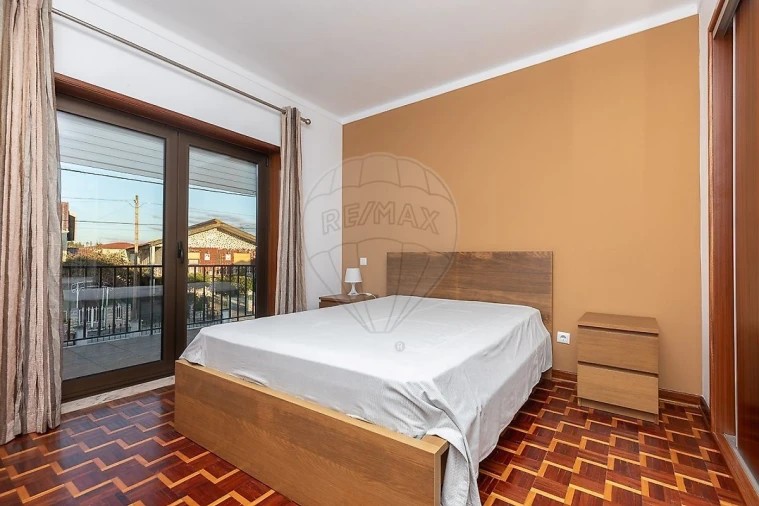 Moradia T6 para Venda em Covões e Camarneira Foto 24