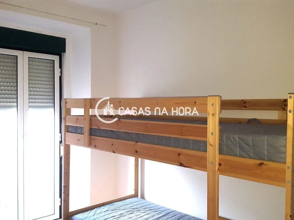 Apartamento T2 para Arrendamento em Penha de França Foto 16