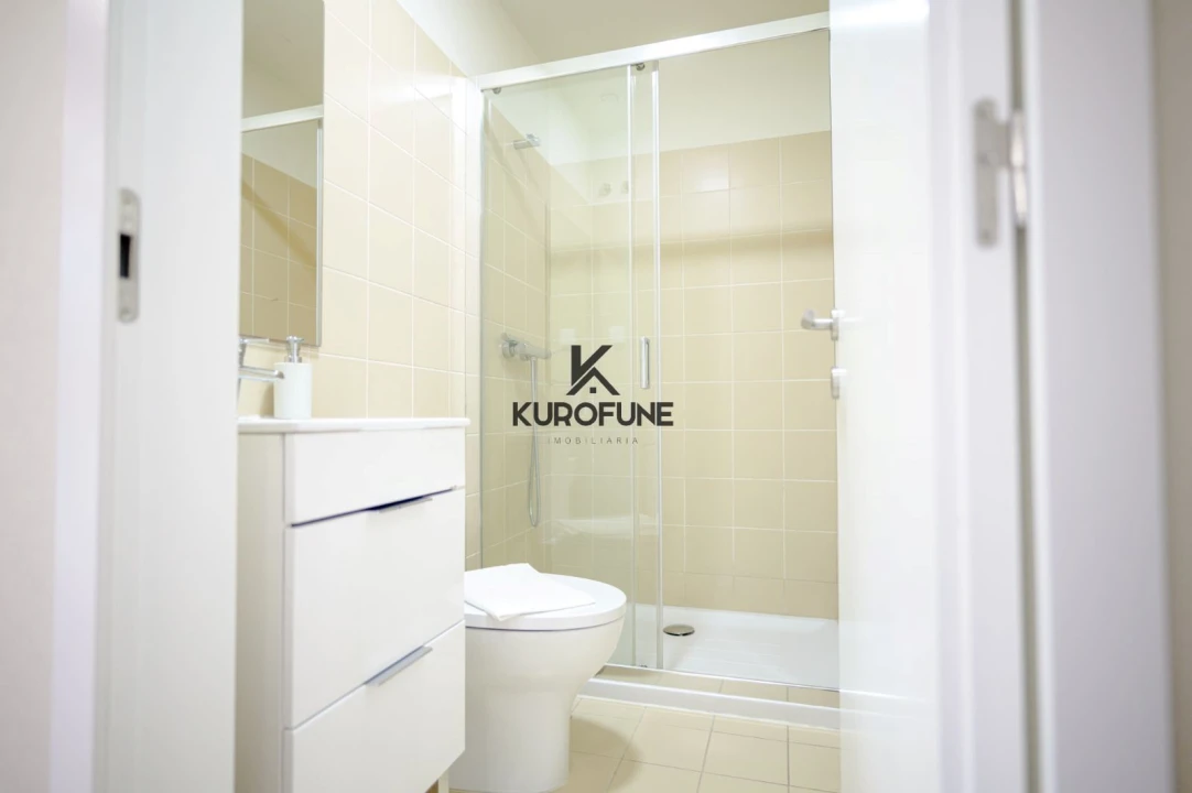 Negócio para Venda em Aldoar, Foz do Douro e Nevogilde Foto 14