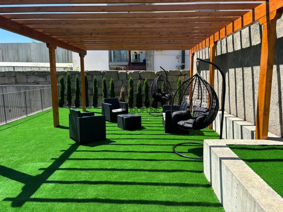 Negócio para Venda em Aldoar, Foz do Douro e Nevogilde Foto 1