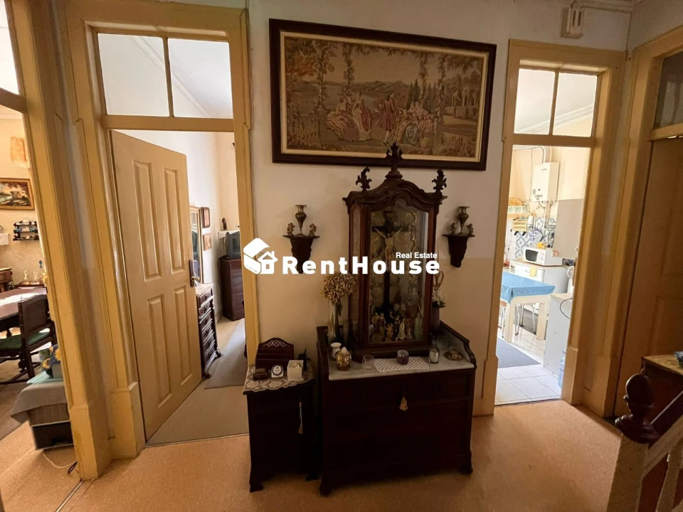 Moradia T7 para Venda em Buarcos Foto 11