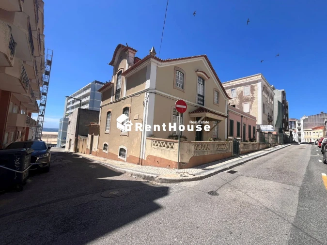 Moradia T7 para Venda em Buarcos