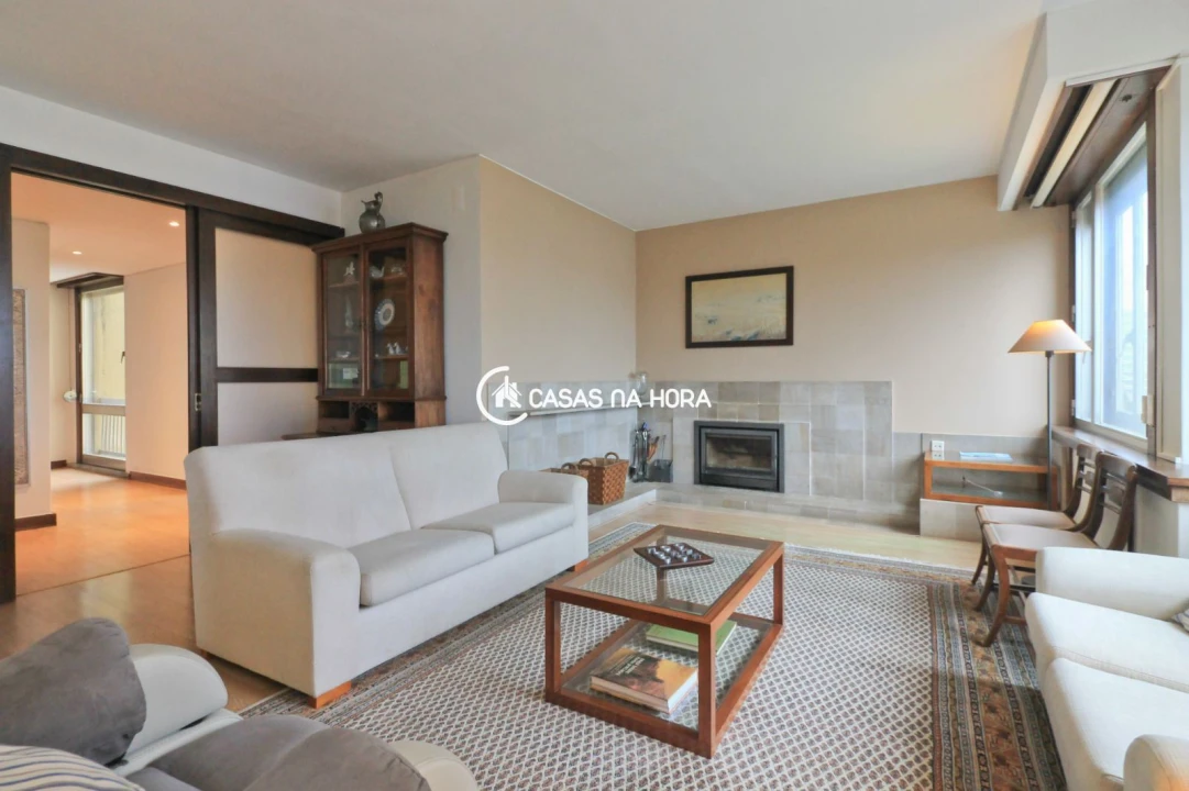 Apartamento T3 para Arrendamento em Ramalde Foto 1