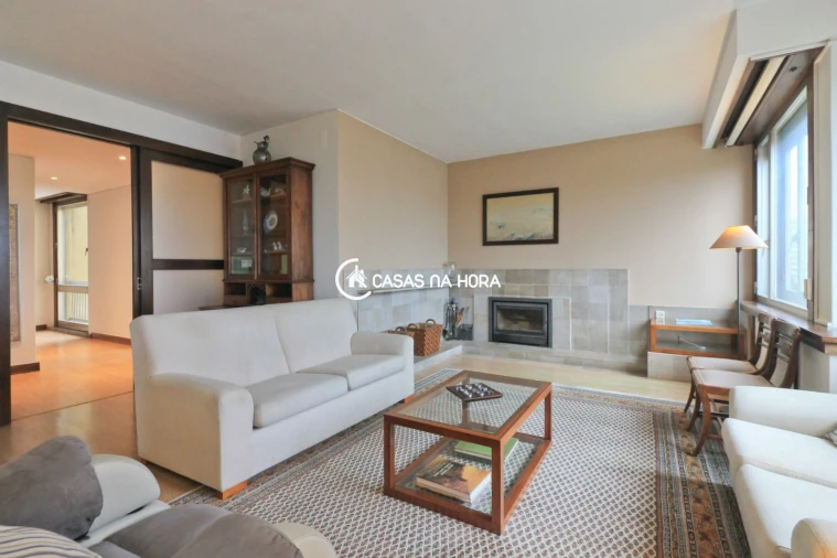 Apartamento T3 para Arrendamento em Ramalde