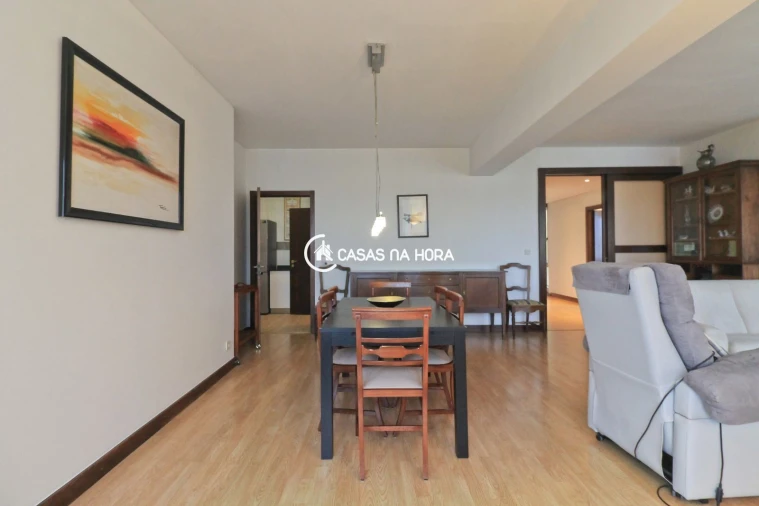 Apartamento T3 para Arrendamento em Ramalde Foto 2