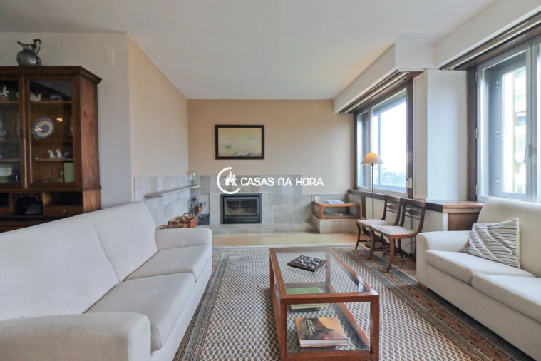 Apartamento T3 para Arrendamento em Ramalde Foto 11