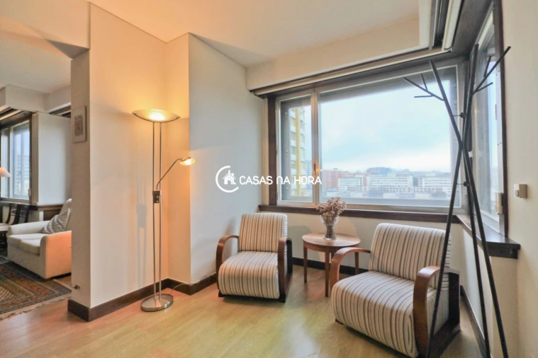 Apartamento T3 para Arrendamento em Ramalde Foto 12