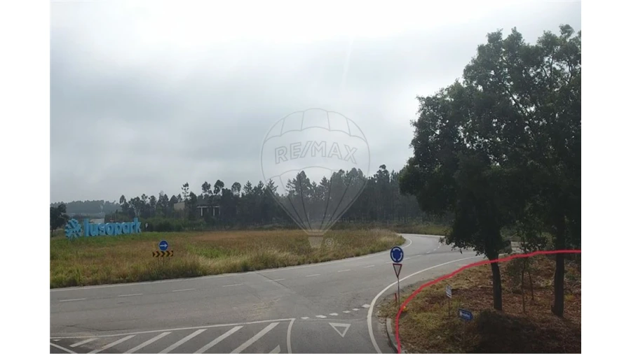 Terreno para Venda em Santa Maria da Feira, Travanca, Sanfins e Espargo Foto 3
