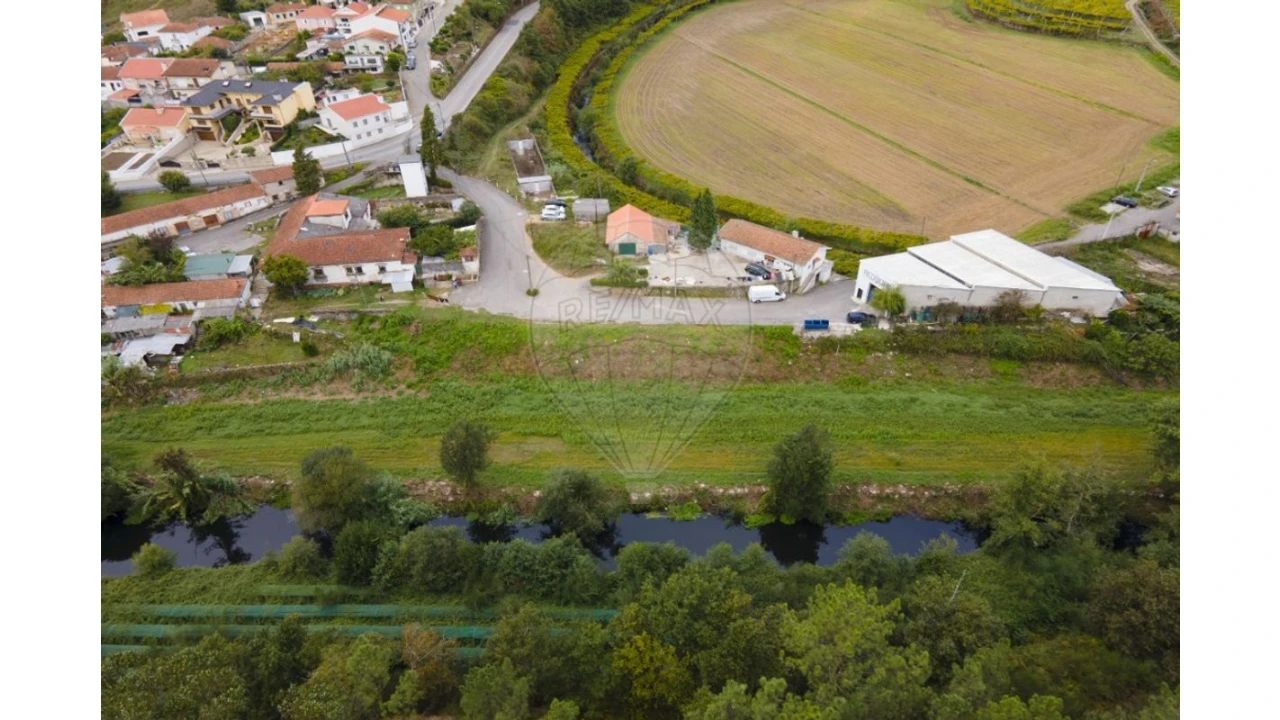 Quinta T0 para Venda em Campo e Sobrado Foto 8