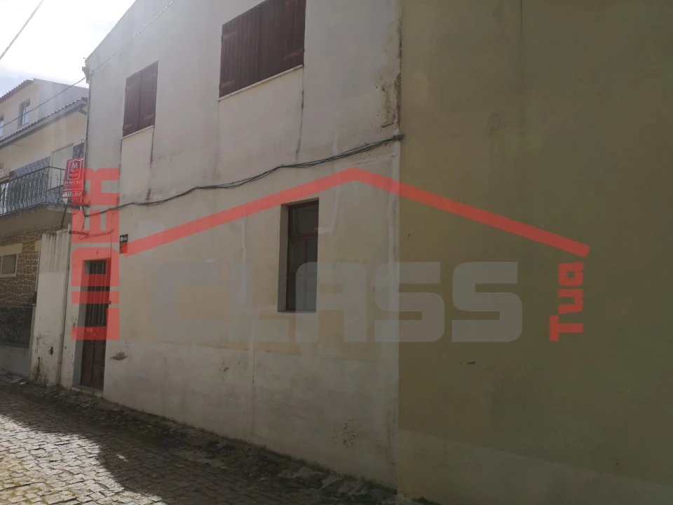 Moradia T4 para Venda em Felgueiras e Maçores Foto 1